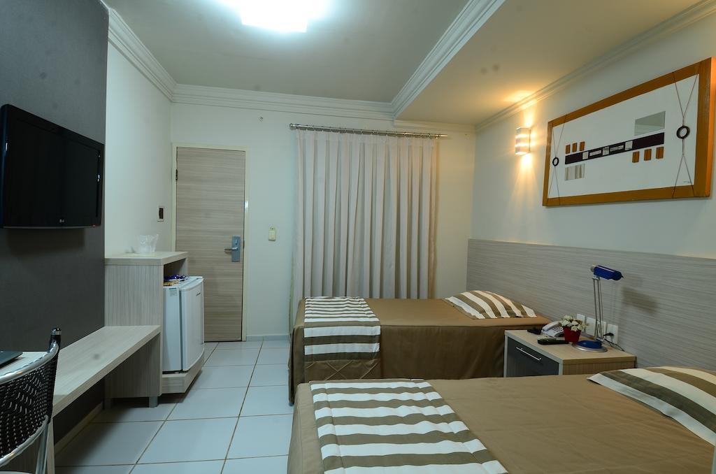 Vitoria Palace Hotel 못소로 객실 사진